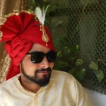 GS3- Rich Red With Golden Border Groom Saafa